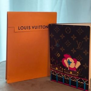 *RARE* Limited Edition Louis Vuitton Clemence Notebook - Vivienne Roller Coaster